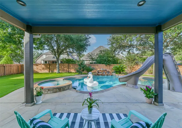 2nd image of 1380 Messina Ct, League City, TX 77573 | MLS# 55722241
