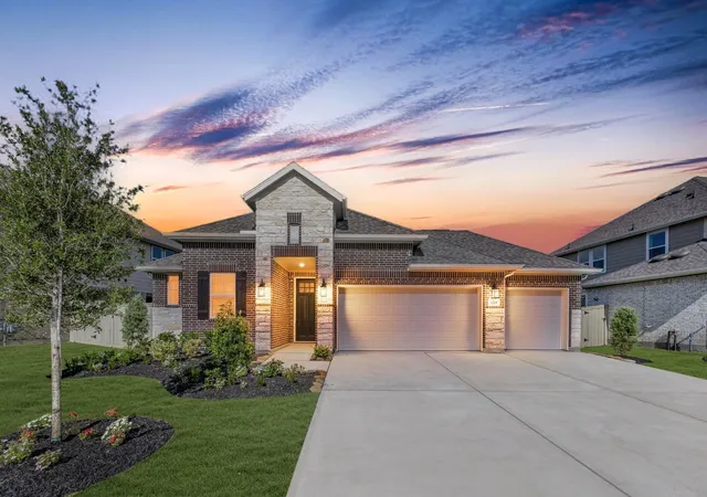 1st image of 3319 Wickfield Pass Ln, Alvin, TX 77511 | MLS# 74147487