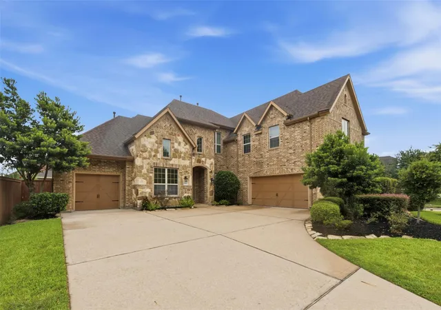 2nd image of 13929 North Lake Branch Ln, Houston, TX 77044 | MLS# 55703970
