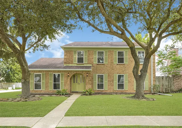1st image of 459 El Toro Ln, Webster, TX 77598 | MLS# 95602515