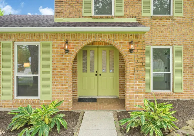 4th image of 459 El Toro Ln, Webster, TX 77598 | MLS# 95602515