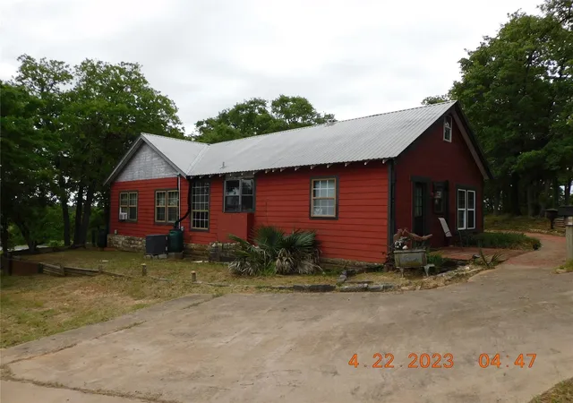 2nd image of 1012 Hwy 21 E, Bastrop, TX 78602 | MLS# 3941344