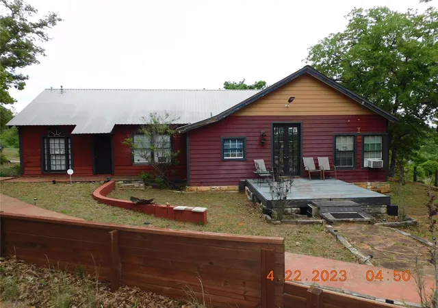 3rd image of 1012 Hwy 21 E, Bastrop, TX 78602 | MLS# 3941344