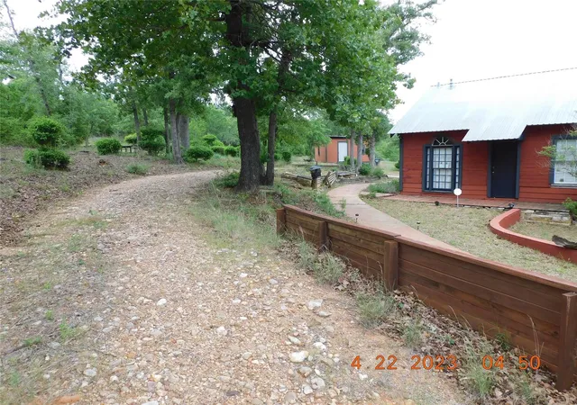 4th image of 1012 Hwy 21 E, Bastrop, TX 78602 | MLS# 3941344