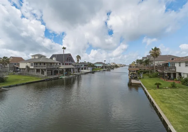5th image of 1078 Redfish St, Bayou Vista, TX 77563 | MLS# 27079554
