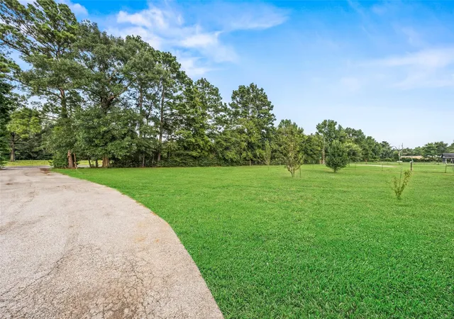 Photo 2 of Sale Pending at 11170 Fm 1725 Rd, Cleveland, TX 77328 | MLS# 39138397 | Listing updated on 2026-09-05
