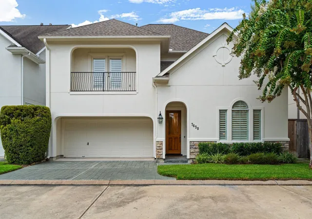 1st image of 7630 E Jordan Cvs, Houston, TX 77055 | MLS# 81399956