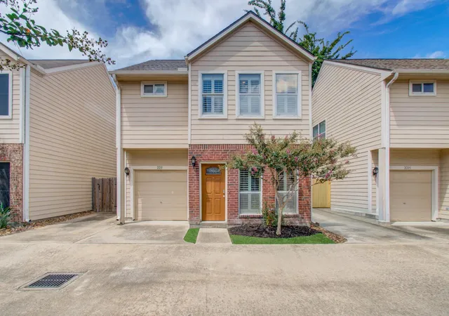 1st image of 2211 Naomi St, Houston, TX 77054 | MLS# 49278055