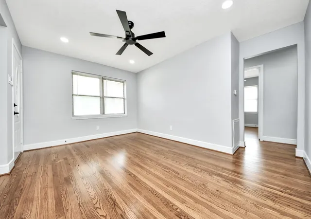 5th image of 2212 Raspberry Ln, Pasadena, TX 77502 | MLS# 2082235