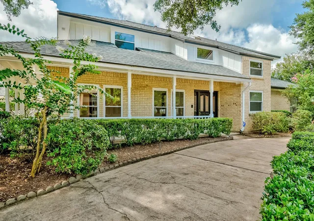 Photo 3 of Single family home for sale at 4495 Thomas Ln, Beaumont, TX 77706 | MLS# 43084838 | Listing updated on 2026-09-12