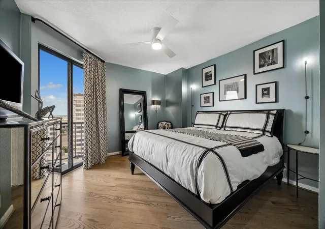 3rd image of 3350 Mccue Rd #1101, Houston, TX 77056 | MLS# 97896133