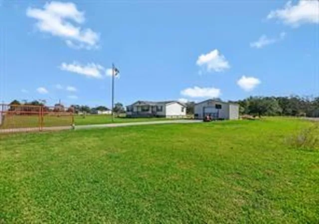 27th image of 13515 County Road 184, Alvin, TX 77511 | MLS# 90552670