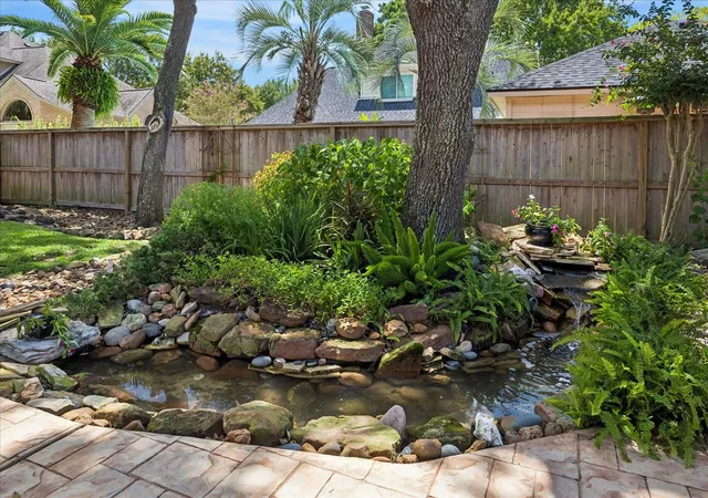 30th image of 14830 Tumbling Falls Ct, Houston, TX 77062 | MLS# 19844062