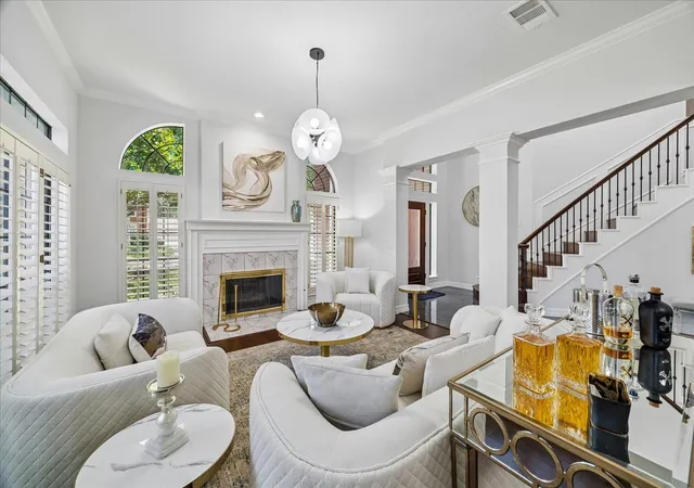 5th image of 14830 Tumbling Falls Ct, Houston, TX 77062 | MLS# 19844062