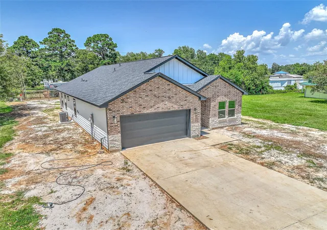 Photo 3 of Single family home for sale at 270 Legend Ln, Livingston, TX 77351 | MLS# 85660069 | Listing updated on 2026-08-11
