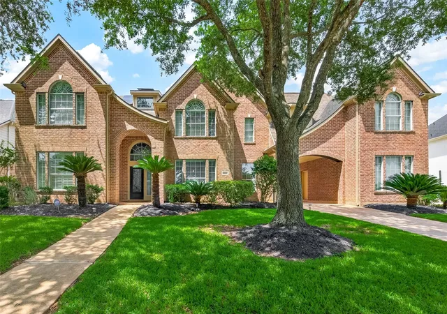 2nd image of 9619 Silver Birch Ct, Missouri City, TX 77459 | MLS# 42238707