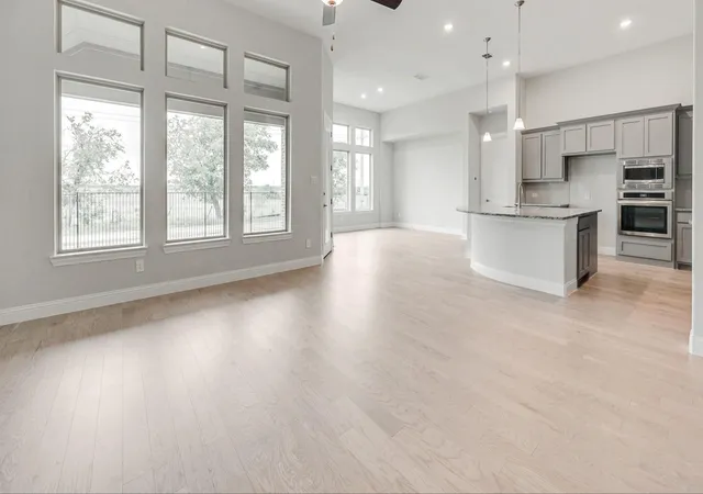 Photo 3 of Single family home for sale at 18818 Eastwood Ridge Ct, Crosby, TX 77532 | MLS# 75241437 | Listing updated on 2026-09-13