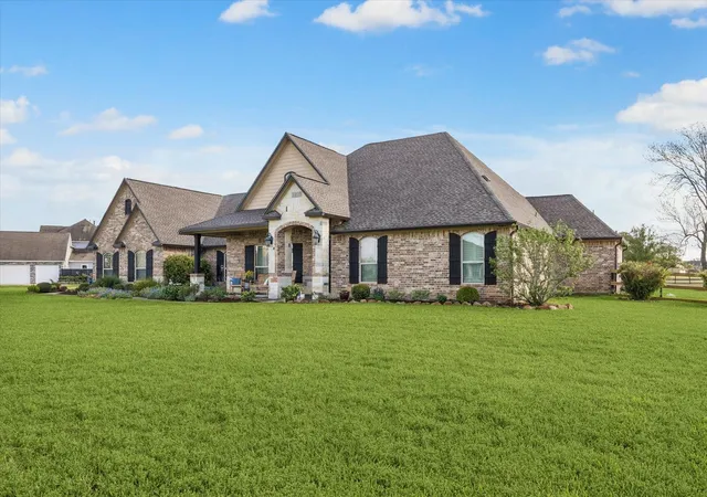2nd image of 17703 Cedar Hill Dr, Rosharon, TX 77583 | MLS# 52265612