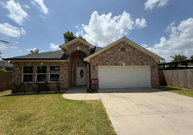 2nd image of 9426 Nyssa St, Houston, TX 77078 | MLS# 70423079