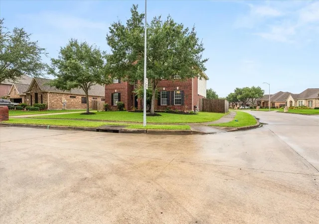 Photo 3 of Single family home for sale at 2614 Red River Trl, Deer Park, TX 77536 | MLS# 74734552 | Listing updated on 2026-10-03