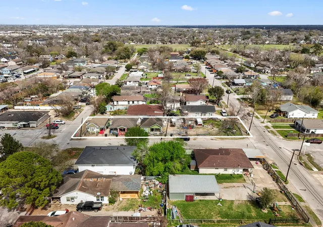 1st image of 3501 Sarah St, Houston, TX 77026 | MLS# 3503919