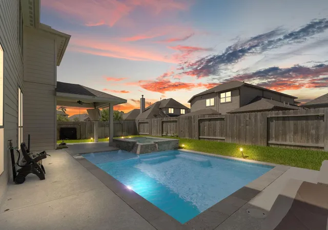 Photo 3 of Single family home for sale at 20807 Magical Merlin Way, Tomball, TX 77375 | MLS# 20331261 | Listing updated on 2026-09-28