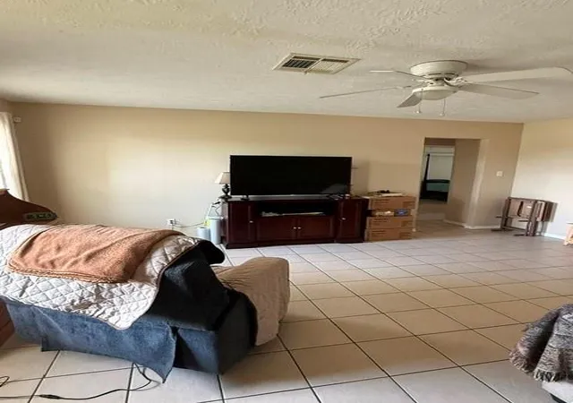 3rd image of 1025 Zach Rd, Hempstead, TX 77445 | MLS# 18744545