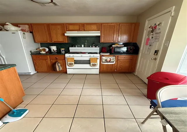 4th image of 1025 Zach Rd, Hempstead, TX 77445 | MLS# 18744545