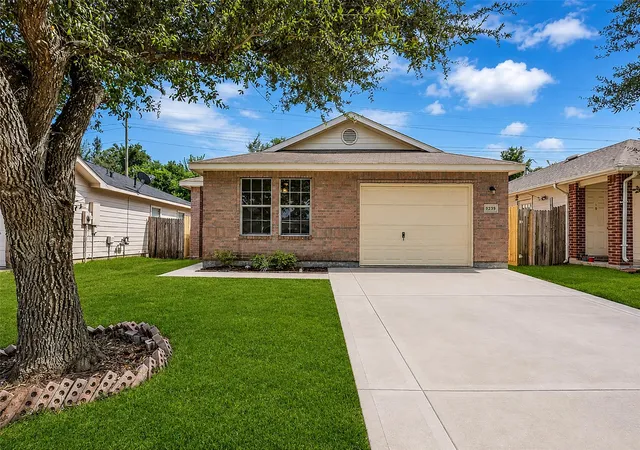 Photo 1 of Single family home for sale at 5239 Roth Forest Ln, Spring, TX 77389 | MLS# 19298658 | Listing updated on 2026-09-11