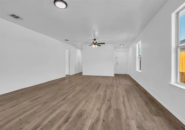 Photo 3 of Single family home for sale at 5239 Roth Forest Ln, Spring, TX 77389 | MLS# 19298658 | Listing updated on 2026-09-11