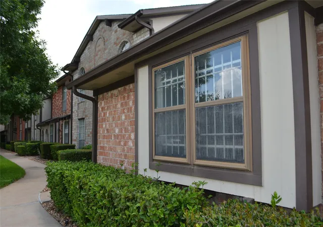 2nd image of 11526 S Kirkwood Rd, Stafford, TX 77477 | MLS# 91112844