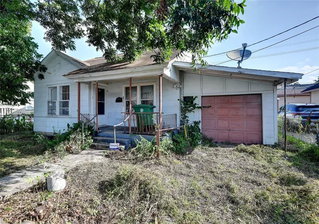 Photo 1 of Single family home for sale at 6711 Ave C, Houston, TX 77011 | MLS# 41856644 | Listing updated on 2026-09-21