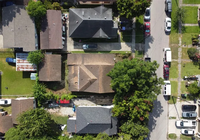 Photo 3 of Single family home for sale at 6711 Ave C, Houston, TX 77011 | MLS# 41856644 | Listing updated on 2026-09-21