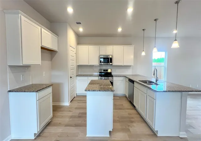 4th image of 513 Stone Placa Trl, Brookshire, TX 77423 | MLS# 28330581