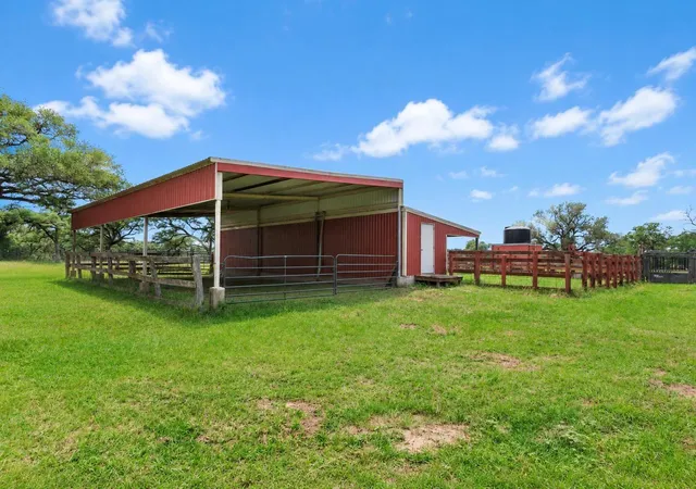 4th image of 2751 Fm 2434, Columbus, TX 78934 | MLS# 53600951