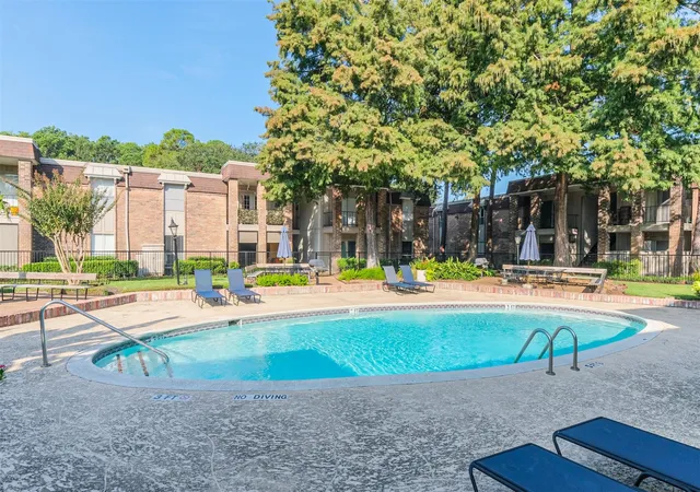3rd image of 7575 Katy Fwy #143, Houston, TX 77024 | MLS# 20766047
