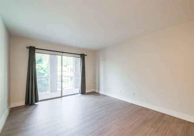 4th image of 7575 Katy Fwy #143, Houston, TX 77024 | MLS# 20766047