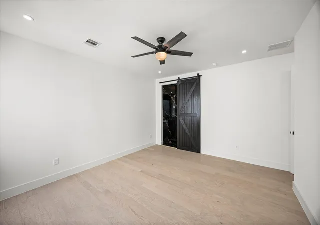 Photo 3 of Sale Pending at 1424 W 23rd Street #C, Houston, TX 77008 | MLS# 15329504 | Listing updated on 2026-08-29