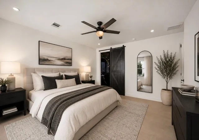 Photo 3 of Sale Pending at 1424 W 23rd Street #C, Houston, TX 77008 | MLS# 15329504 | Listing updated on 2026-08-29