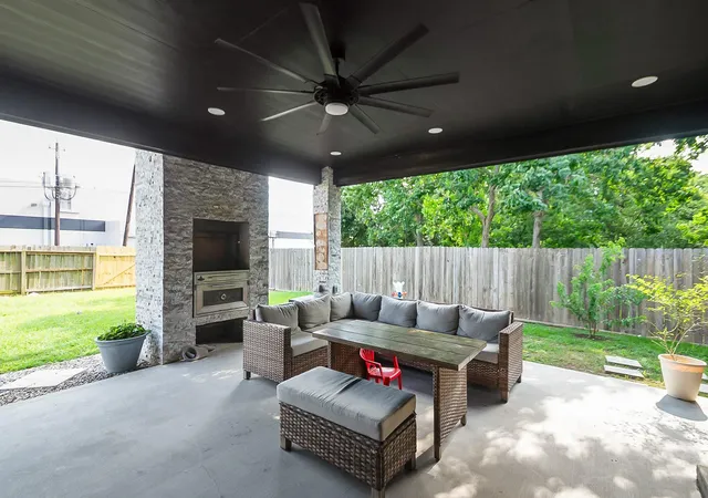 2nd image of 1524 Longley St, South Houston, TX 77587 | MLS# 4530096