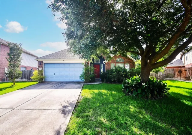 2nd image of 6207 Lake Chase Ct, Katy, TX 77493 | MLS# 96183509