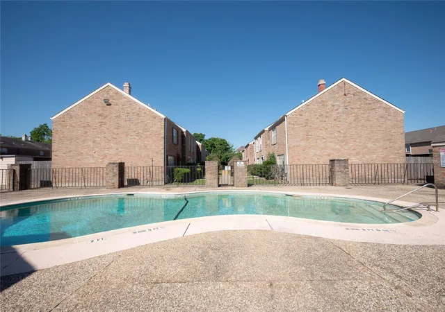 2nd image of 4138 Belle Park Dr, Houston, TX 77072