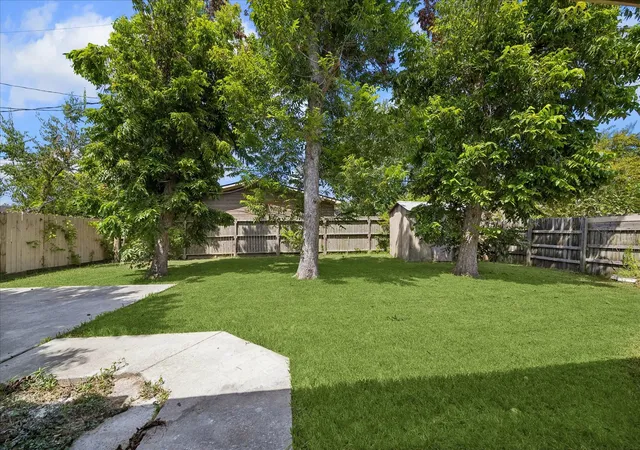 16th image of 1512 Buchanan St, Pasadena, TX 77502 | MLS# 46903977