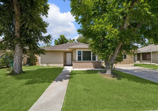 1st image of 1512 Buchanan St, Pasadena, TX 77502 | MLS# 46903977