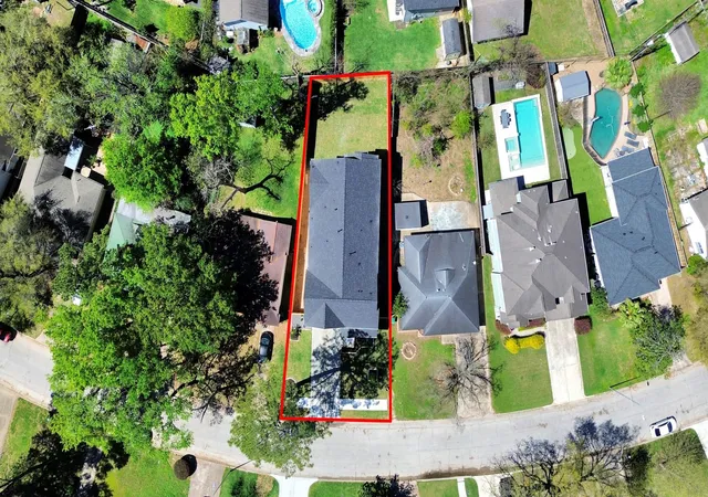 3rd image of 1623 Viking Dr, Houston, TX 77018 | MLS# 30716167