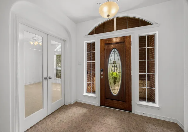 Photo 3 of Single family home for sale at 2006 Peonies Ct, Pearland, TX 77581 | MLS# 57181505 | Listing updated on 2026-09-20