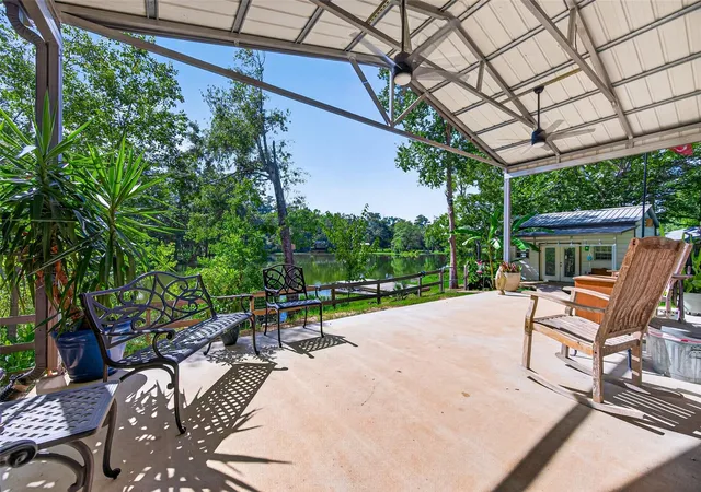 5th image of 15245 Austin Rd, Willis, TX 77378 | MLS# 66494547