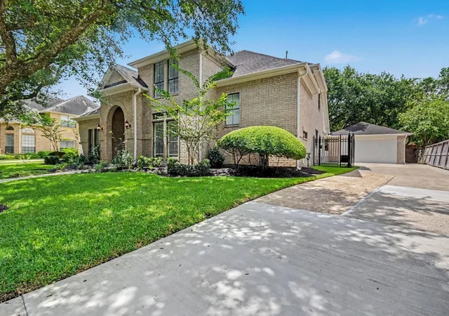4th image of 14214 Ridgewood Lake Ct, Houston, TX 77062 | MLS# 57311820