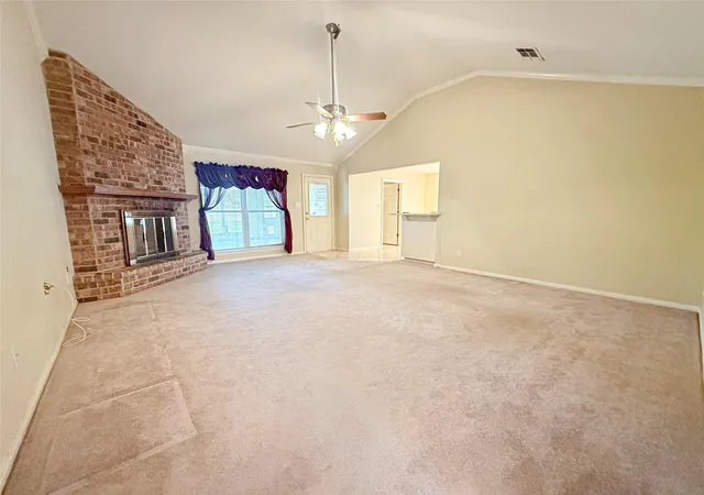 2nd image of 112 Aster Ln, Lake Jackson, TX 77566 | MLS# 31056361
