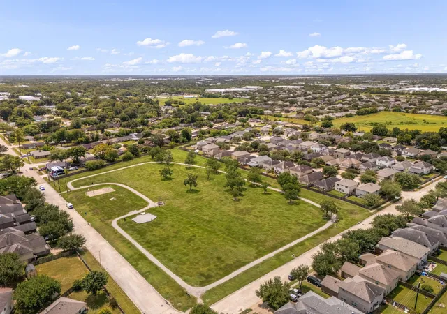 28th image of 1134 Canterdale St, Houston, TX 77047 | MLS# 91258324